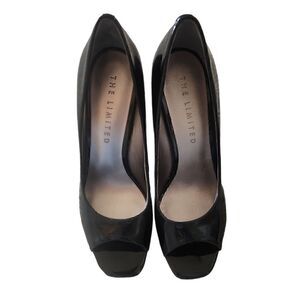 New without box The Limited Pump Size 6.5